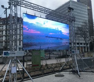 200 - 800W τηλεοπτικός τοίχος των υπαίθριων σκηνικών οδηγήσεων, οθόνη επίδειξης των οδηγήσεων ενοικίου P3.91